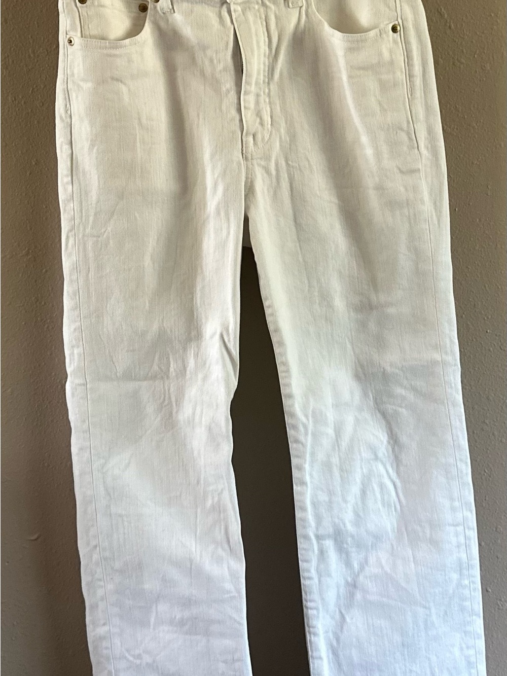 Excellent condition J.Crew kick out crop flare jeans in white size 28”